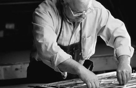 铸铝门多少钱一平方?铸铝门厂家教你如何挑选优质高端铸铝门